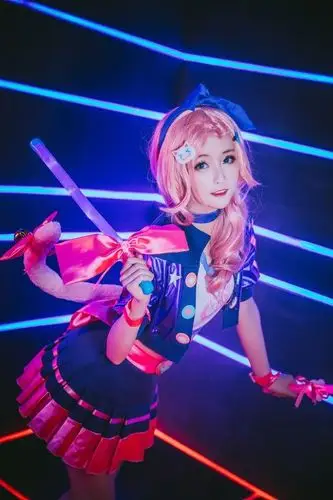 王者荣耀阿轲cos 跟着节奏热浪一起打call