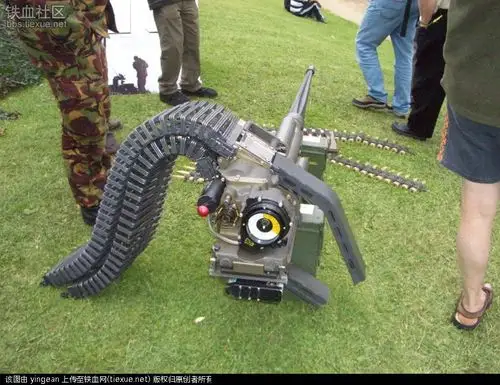 阿帕奇战士的大毒蛇——m230式机炮