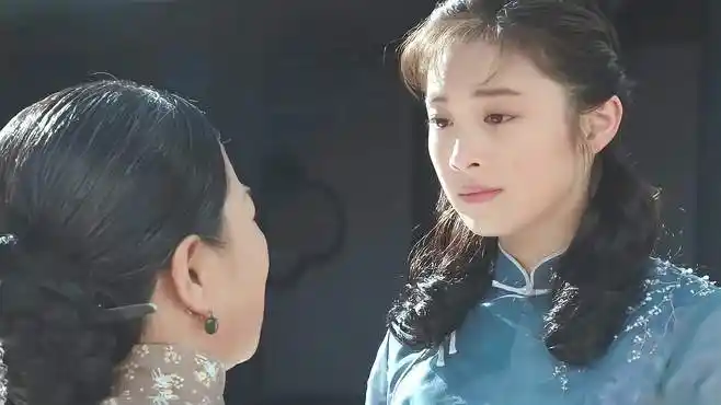 娘道:念娣成完婚打算离开,散尽家财遣散下人,让众人感动不已-影视综