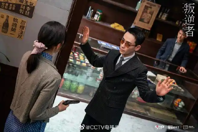 来央视看叛逆者#【cctv-8#叛逆者剧照上新#】血肉铸成铠甲,理想化作