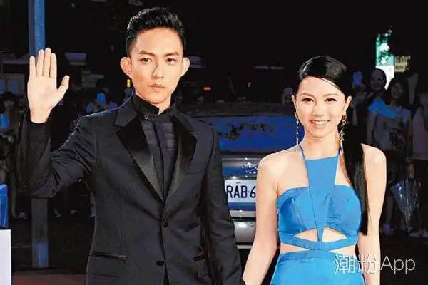 分手后,邓紫棋曾经在2015年接受媒体访问,开出下一任恋爱对象的条件