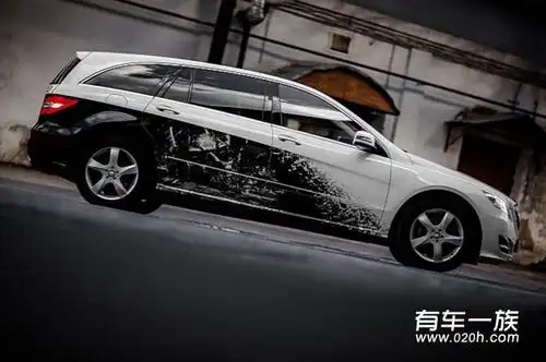 奔驰r级改装|奔驰r级外观改装蝙蝠侠主题特别版 - 有车一族汽车网