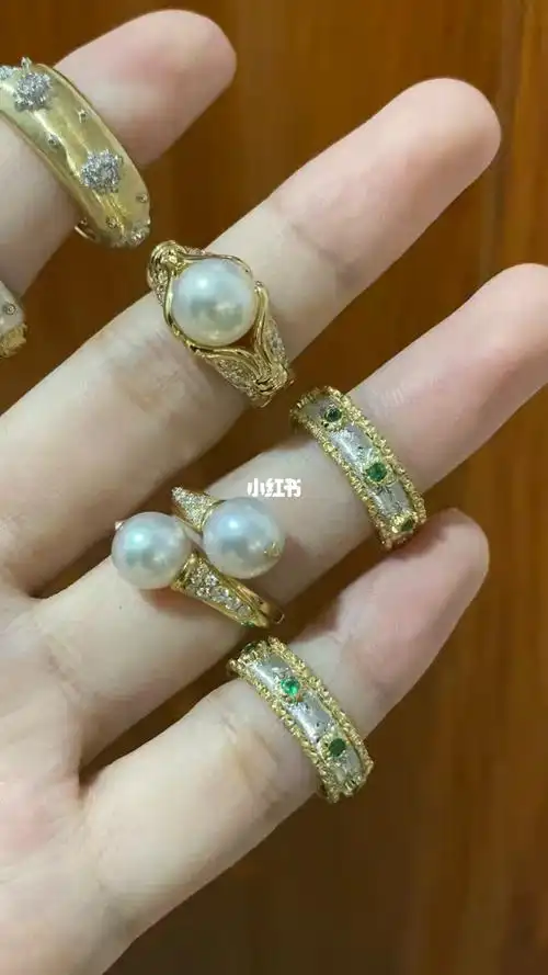 布契拉提 拉丝雕金戒指 宝格丽珍珠戒指