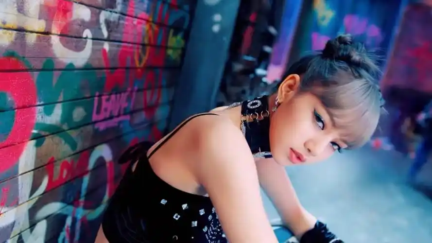 活动作品因为你生来如此lisablackpink混剪踩点