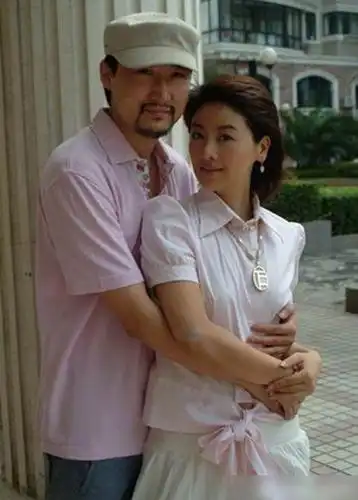 婚后吃"软饭",扬言花她钱吃饭都香|李琳|黄奕|姜凯|经超_网易订阅