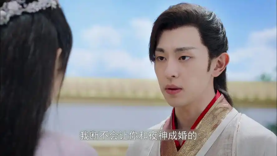 锦觅和旭凤的绝美爱情,应该叫《三生三世十里虐心》吧