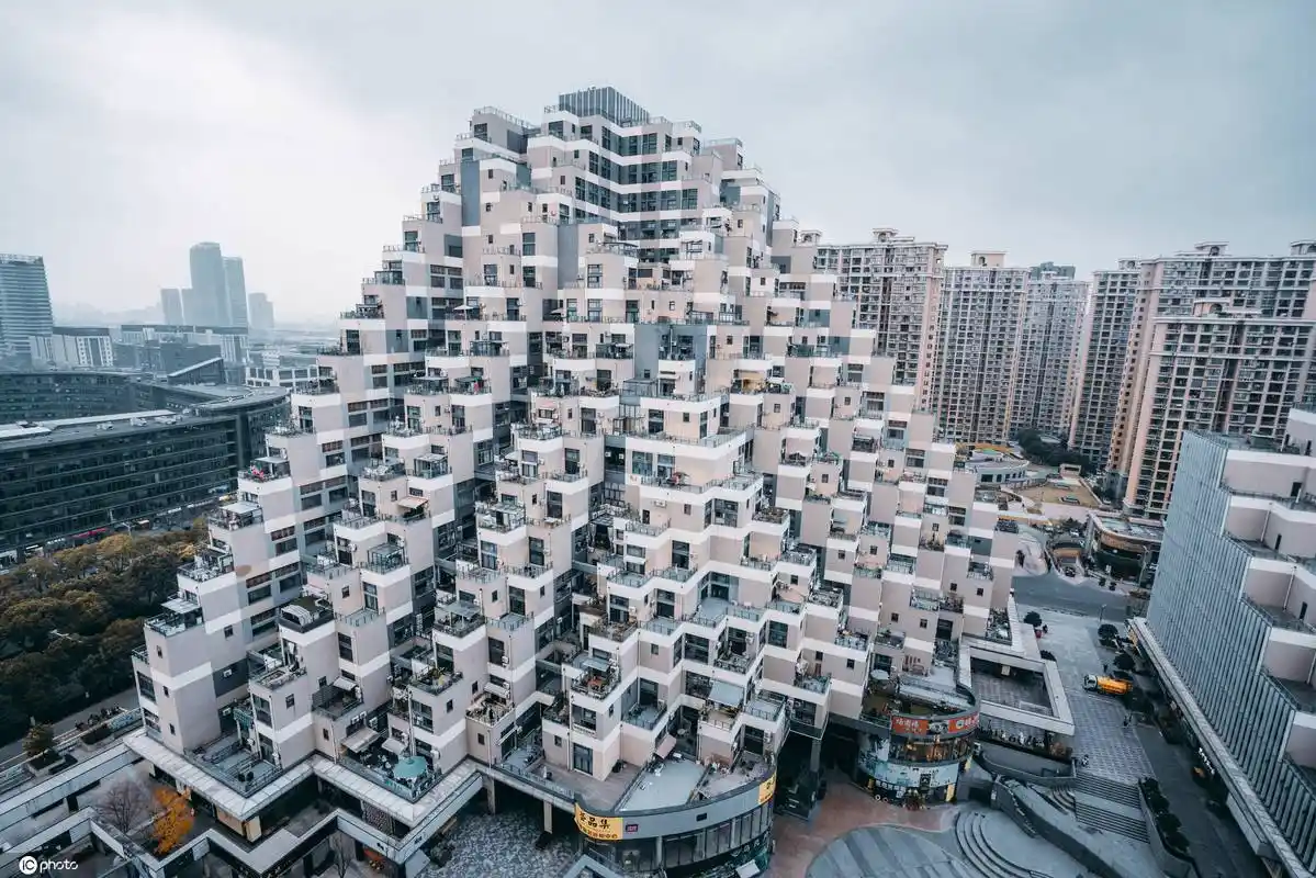 江苏昆山现科幻风建筑 "游站·未来城"变身网红打卡地_花桥