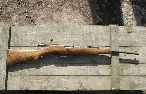 组图:长短枪械应有尽有 车臣战争中的土造轻武器