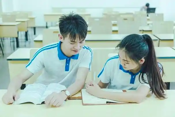 孩子早恋了,我该怎么办?|抓住了重点,解决很简单