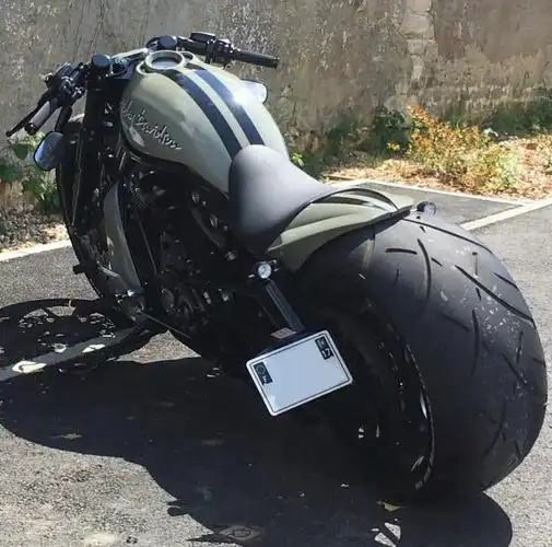 大屁股哈雷夜路德金刚狼最新套图