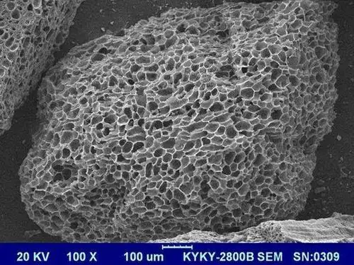 活性炭的微观结构在实际体验中,我们完成实验回来的路上,车内也没有