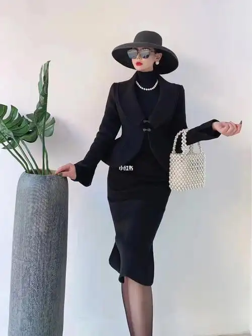 复古赫本风羊绒套装