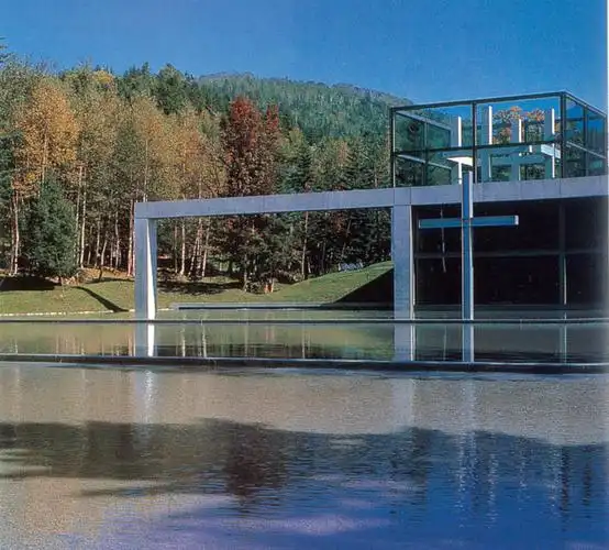 安藤忠雄作品——水之教堂