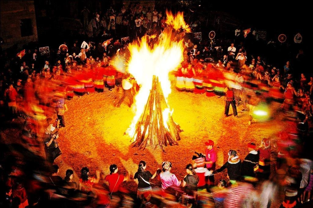 泸沽湖篝火晚会门票价格多少钱