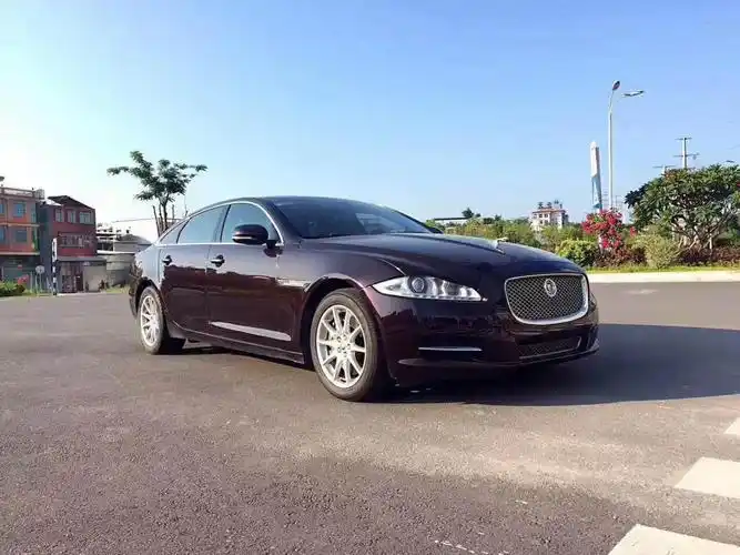 【漳州】2012年6月 捷豹 xj 2012款 l 3.0 全景商务版 自动档