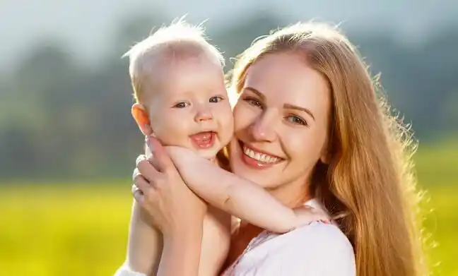 宝妈做什么可以一边赚钱一边养孩子(在家工作项目推荐)