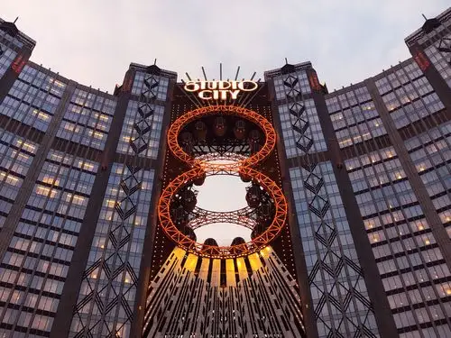 9890澳门新濠8字摩天轮99,满足一颗镀金的少女心