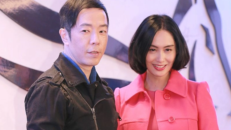 朱茵的老公是黄贯中吗朱茵为什么看上黄贯中