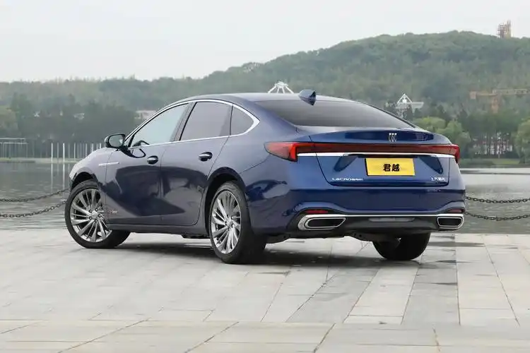 全新一代别克君越上市,1.5t cvt/2.0t 9at,售价17.99-23.99万元