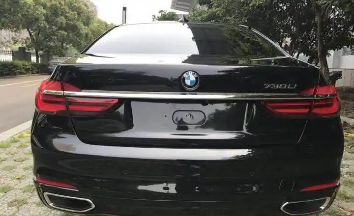 宝马 宝马7系 730li 2.0t 豪华型 黑色 自动档