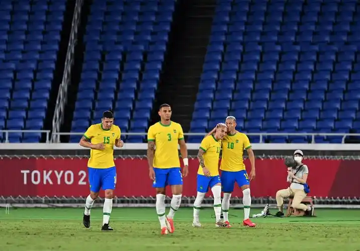 足球——男足小组赛:巴西对阵德国|男足|巴西队|小组赛_新浪新闻