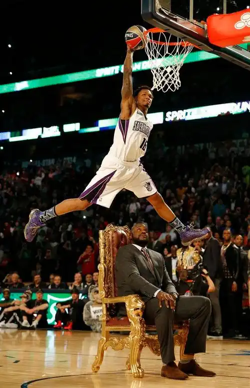 跨奥尼尔,飞汽车!回顾往年nba扣篮大赛高能瞬间