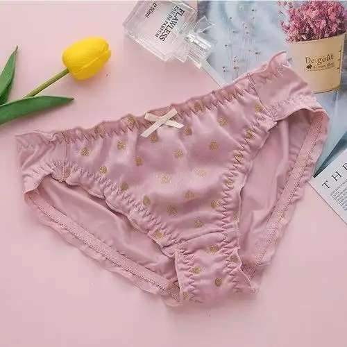 女生为什么独爱三角内裤女生穿内裤要注意2点做到健康清洗