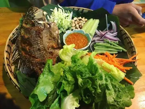 傣味菜包鱼的做法