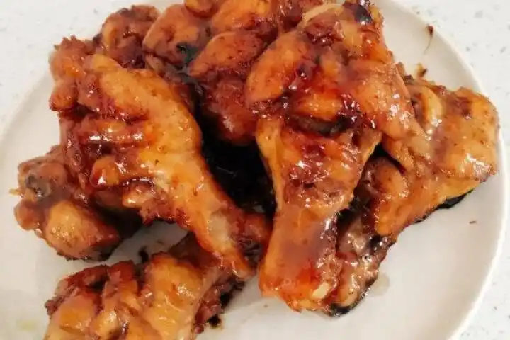 红烧鸡翅根,是一道由.