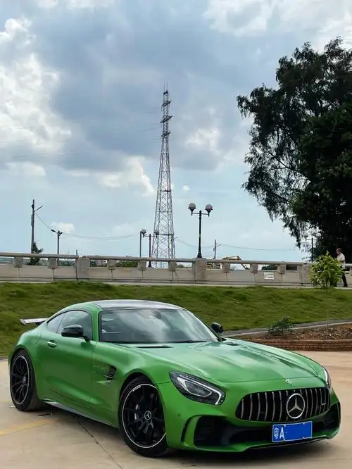 奔驰绿魔gtr广州租车珠三角送车上门