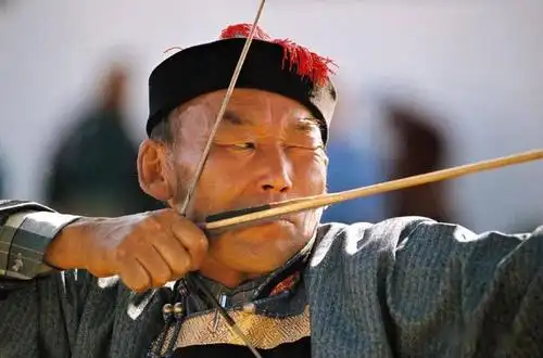 蒙古族男儿三技之——射箭