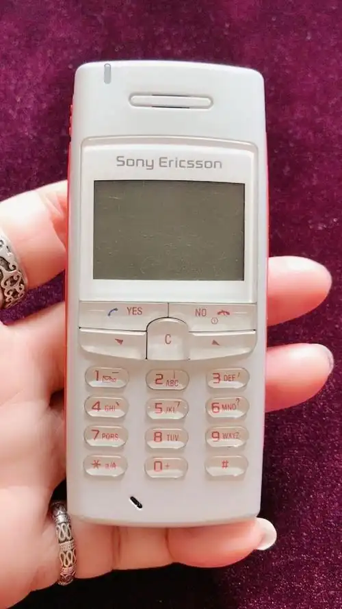 索尼爱立信t102老款小直板 经典怀旧收藏 喜欢关注吧