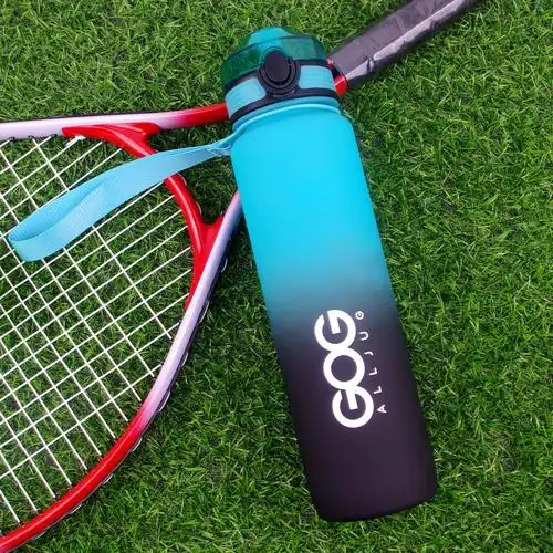 球场运动水壶篮球足球便携水杯挤压出水塑料杯子亚马逊热销太空瓶