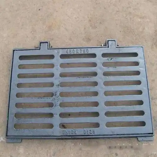 消除盗用情况,从而弥补了对生铁,混凝土类树脂井盖盗用现象的高发缺陷