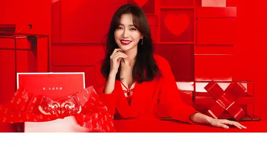 曼妮芬品牌形象代言人