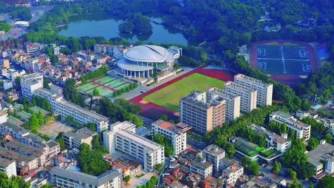 东莞中学恢复初中招生,招聘17名编制教师!