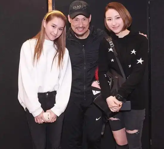 大方祝福!港星陈山聪旧爱宣布封盘,不介意二人当年恋情再被提起