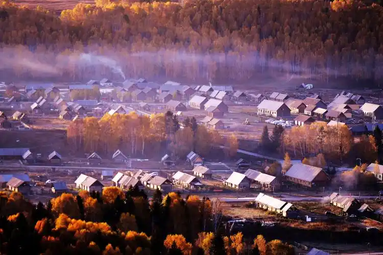 《童话世界__新疆禾木村》摄影:头狼 编辑:头狼