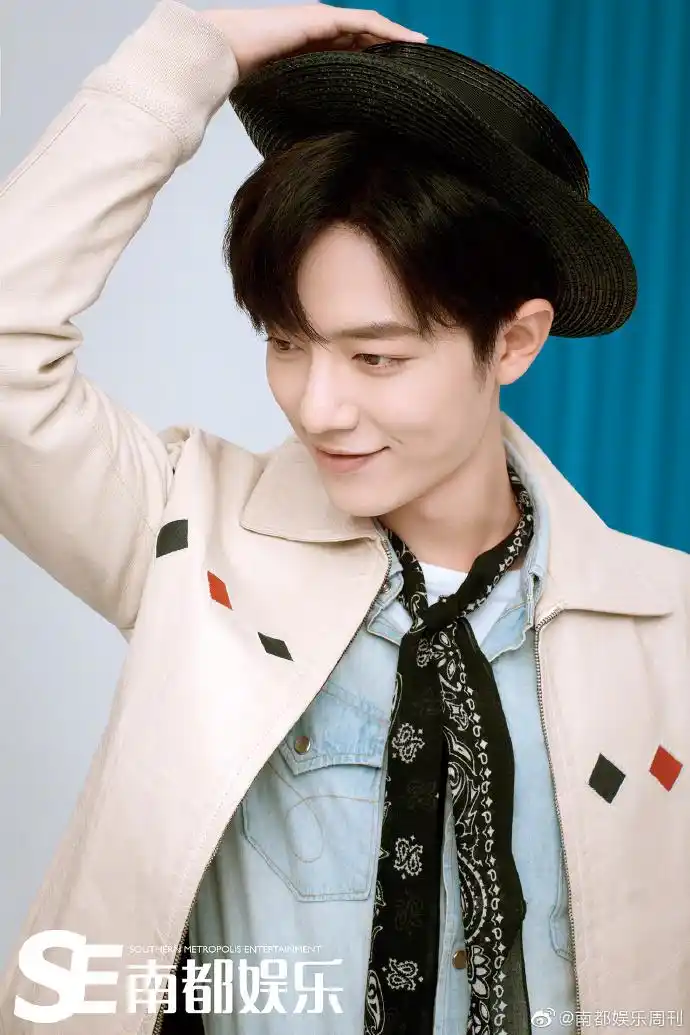 《南都娱乐周刊》肖战封面大片公开 一路向前,未来可期