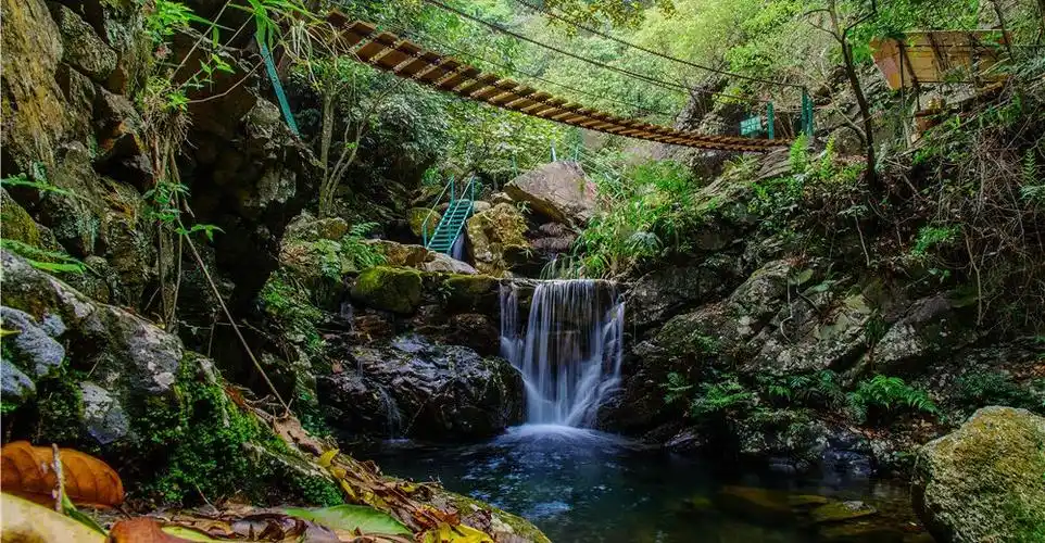 包含景点: 清远笔架山旅游区 笔架山漂流 笔架山千谷溪探险 去哪儿价