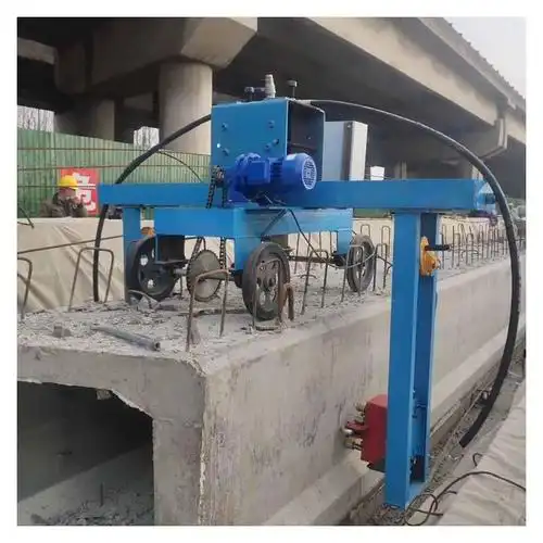 沃驰空心梁凿毛机空心板梁打毛机混凝土预制梁凿毛机