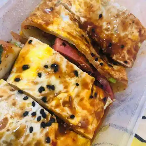 晚餐点的他家外卖送的挺快的点了附近几家烤面都没有品味家好吃主要别