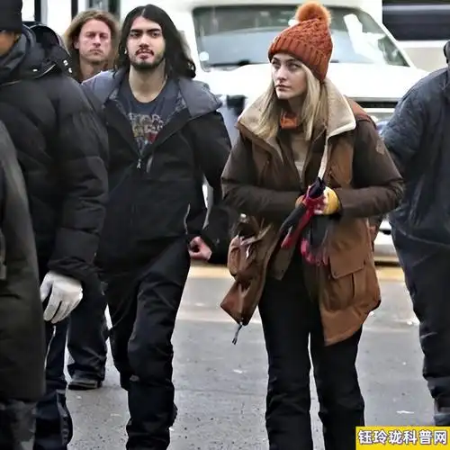 迈克杰克逊简介(附世界舞王杰克逊个人简历)