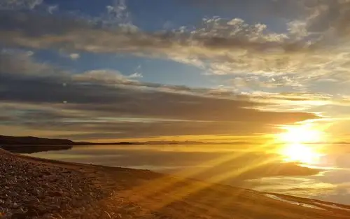 唯美明媚春日风光图片桌面壁纸