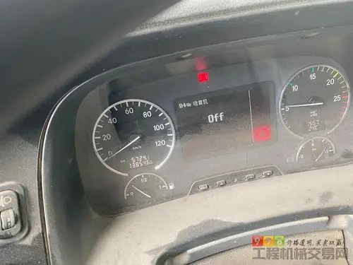 精品转让11年出厂三一奔驰40米泵车