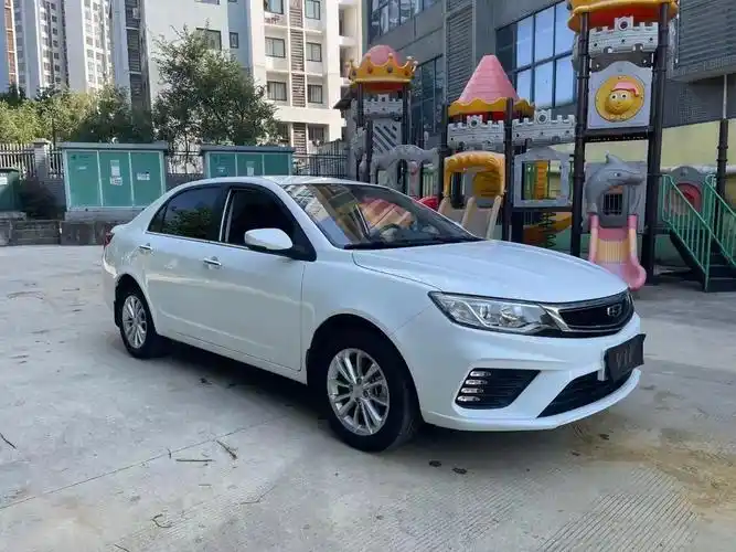 2020款吉利远景15lcvt亚运版