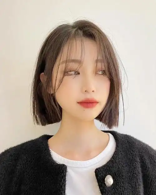 减龄发型2021最火短发直发-天晟网