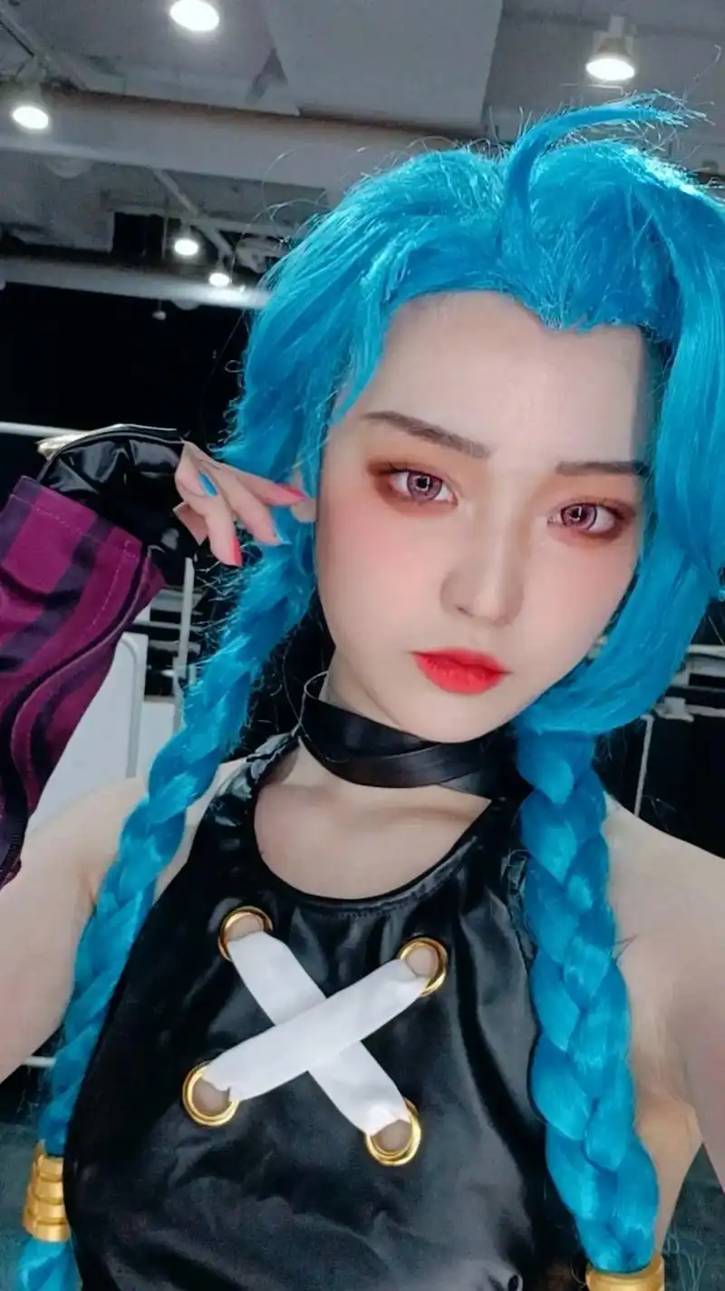 金克丝 #cos #送你一张壁纸  - 抖音