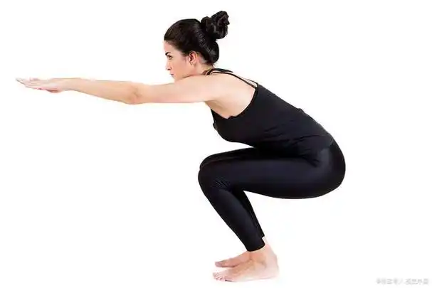 收腹跳的正确动作