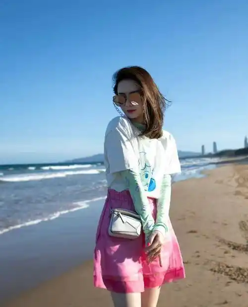 戚薇到底有多会穿的?带你来看看,简直太赞._衣服_风格_时尚